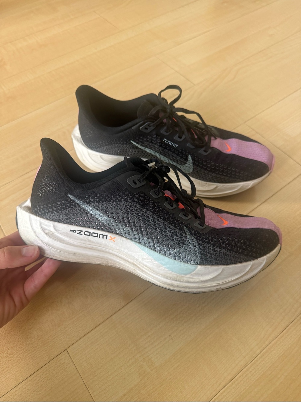 NIKE - Women’s size 8.5 - Pegasus plus running shoes